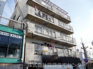 小西マンションの物件外観写真